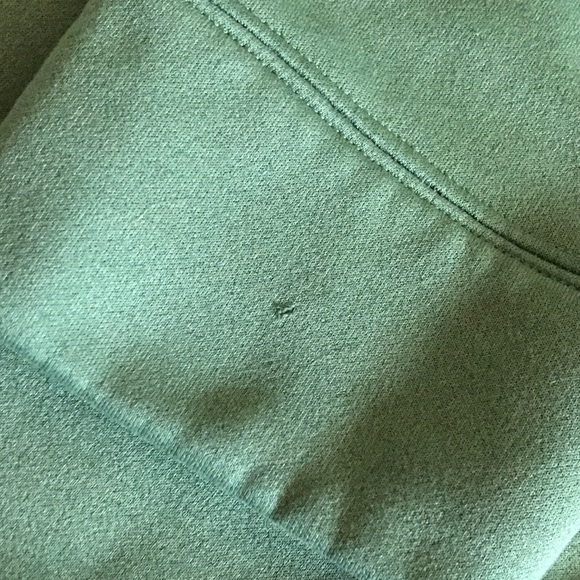 Under Armour-Loose-Green Hoodie- SM Loose - Picture 10 of 14